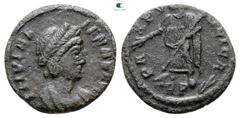 Helena. Augusta AD 324-329. Treveri
Follis Æ

15 mm, 1,41 g



Nearly Ver...