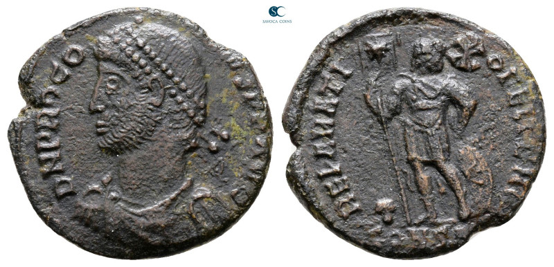 Procopius AD 365-366. Constantinople
Follis Æ

20 mm, 3,19 g



Very Fine...