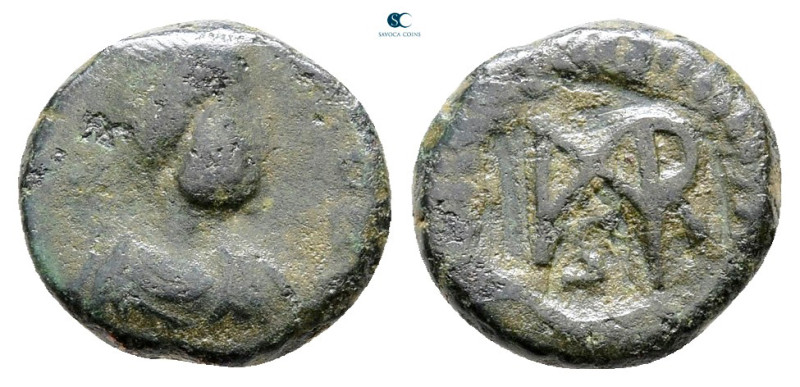 Marcian AD 450-457. Uncertain mint
Nummus Æ

11 mm, 1,19 g



Nearly Very...