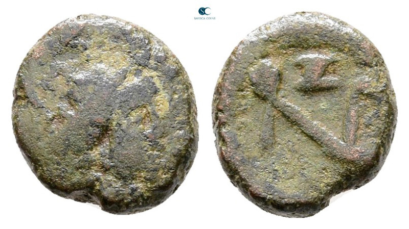 Zeno, second reign AD 476-491. Uncertain mint
Nummus Æ

10 mm, 1,04 g



...
