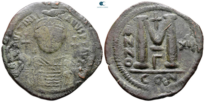 Justinian I AD 527-565. Constantinople
Follis or 40 Nummi Æ

41 mm, 19,12 g
...