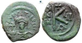 Maurice Tiberius AD 582-602. Constantinople. Half Follis or 20 Nummi Æ