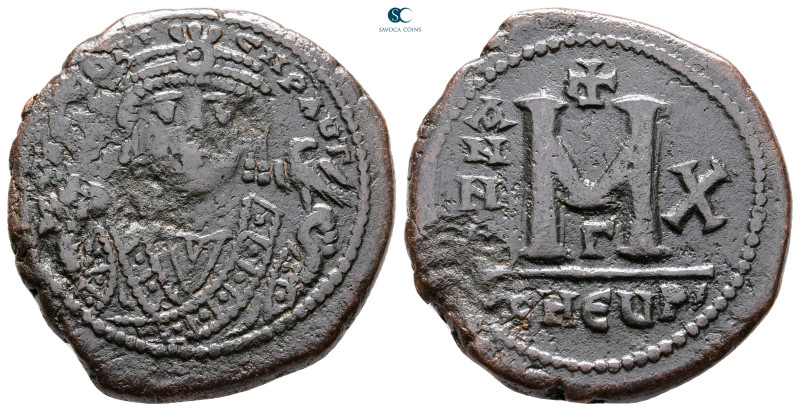 Maurice Tiberius AD 582-602. Theoupolis (Antioch)
Follis or 40 Nummi Æ

29 mm...