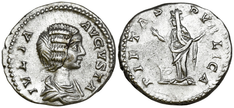 Julia Domna, Augusta (193-217 AD). Rome.
AR Denarius (17.1mm 3.34g)
Obv: IVLIA...