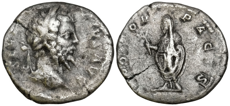 Septimius Severus (193-211 AD). Rome
AR Denarius (17.4mm 2.84g)
Obv: SEVERVS P...