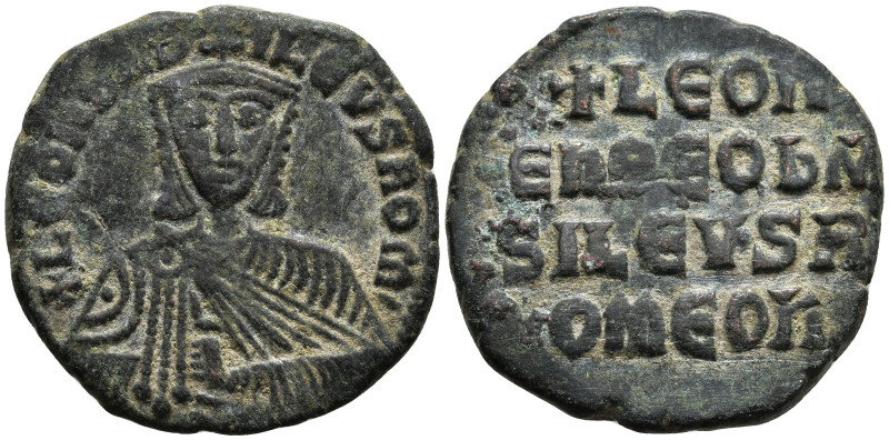 Leo VI the Wise (886-912 AD). Constantinople
AE Follis (24.6mm 7.06g)
Obv: Cro...