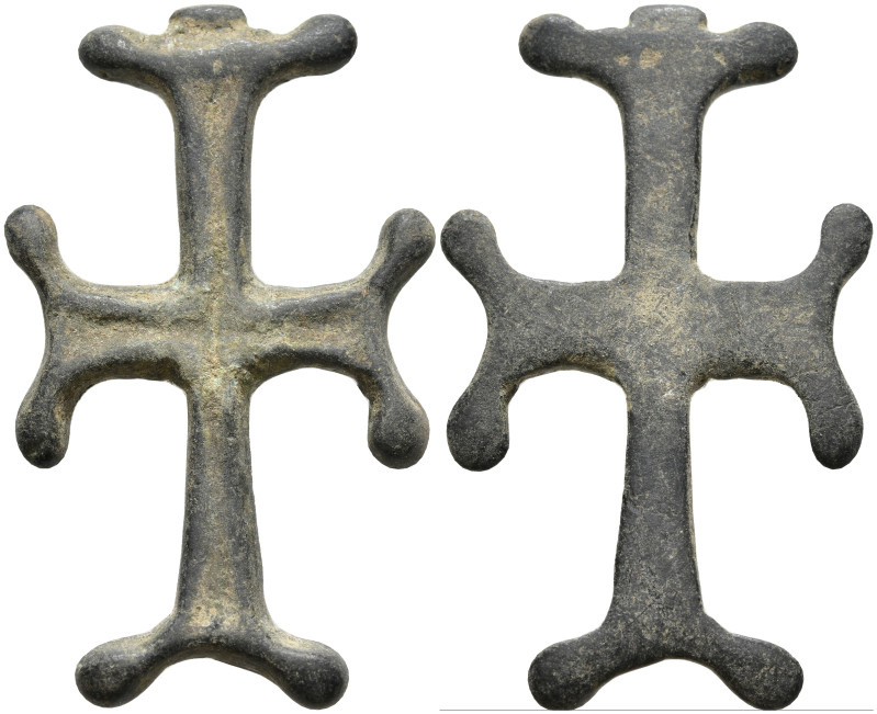 Antiquities
Byzantine Bronze Cross
(9.75g 29.6mm diameter)