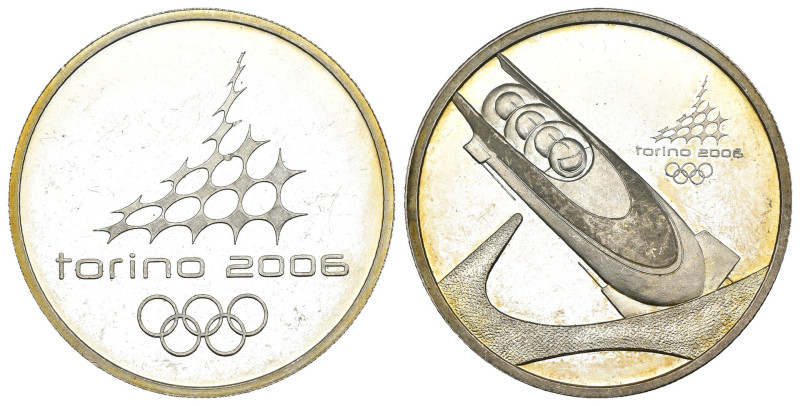 Medaglia Olimpiadi di Torino 2006 - Ag. - gr. 14; 30 mm

SPEDIZIONE IN TUTTO I...