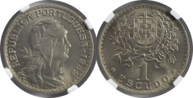 Moedas Certificadas - Certified Coins
Portugal República 1 escudo 1952 Lisboa
NGC MS 64