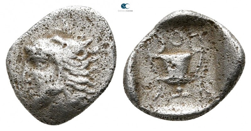 Akarnania. Uncertain mint 420-380 BC. 
Diobol AR

10mm., 0,68g.

Head of He...