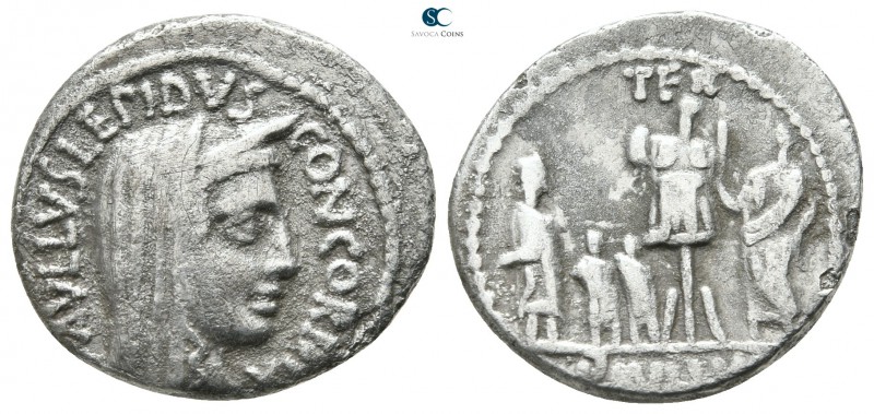 L. Aemilius Lepidus Paullus 62 BC. Rome
Denarius AR

20mm., 3,46g.

[P]AVLL...
