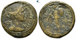 Julius Caesar 45 BC. C. Clovius, praefect. Mediolanum (?). Dupondius Æ