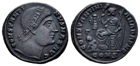 Constantinus I. Follis. 328 d.C. Constantinople. (Ric-VII 31). Anv.: CONSTANTINVS MAX AVG, diademed head to right, looking upwards. Rev.: CONSTANTINIA...