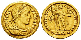 Valens. Solidus. 364-367 d.C. Antioch. (Ric-2d). (Depeyrot-20/2). Anv.: D N VALENS PER F AVG, pearl-diademed, draped and cuirassed bust right. Rev.: R...