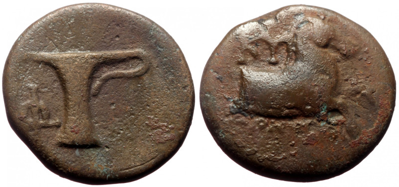 Bronze Æ
Aeolis, Kyme
17 mm, 3,69 g