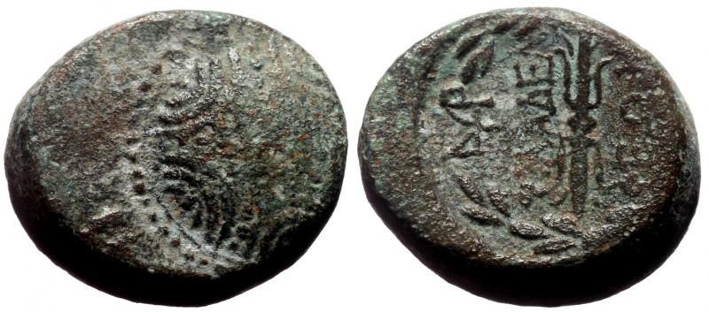 Bronze Æ
Greek Coin
20 mm, 4,19 g