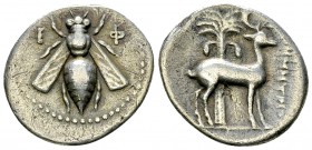 Ephesos AR Drachm, c. 202-150 BC 

Ionia, Ephesos. AR Drachm (16-18 mm, 3.91 g), c. 202-150 BC. Demetrios magistrate.
Obv. E - Φ, Bee.
Rev. [Δ]HMH...