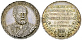 Henri V, AR Médaille 1872 

Henri V (prétendant). AR Médaille 1872 (36 mm, 22.37 g), par Tasset, Paris.
Av. LA PAROLE EST A LA FRANCE ET L'HEURE ES...