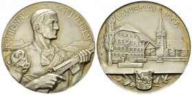 Langnau, AR Medaille 1906, Kant. Schützenfest 

Schweiz. Bern, Langnau. AR Medaille 1906 (45 mm, 38.76 g), auf das kantonale Schützenfest.
Ri 256a....