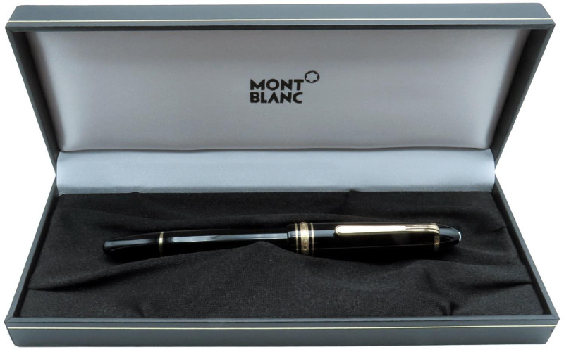 MONTBLANC -Penna stilografica- Serie Meisterstück 146. Corpo e cappuccio in resi...