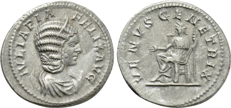 JULIA DOMNA (Augusta, 193-217). Antoninianus. Rome. 

Obv: IVLIA PIA FELIX AVG...