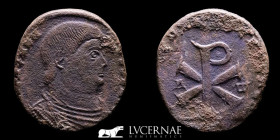 Magnentius Æ Bronze Maiorina 6.32 g. 23 mm. Arles 351-353 A.D. VF