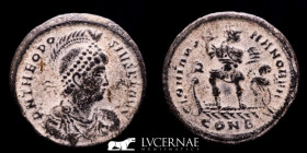 Theodosius I Bronze Maiorina 4,26 g. 23 mm. Constantinople 392 AD Good very fine (MBC)