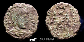 Magnus Maximus bronze Nummus 0,83 g. 14 mm 383-388 A.D. Fine
