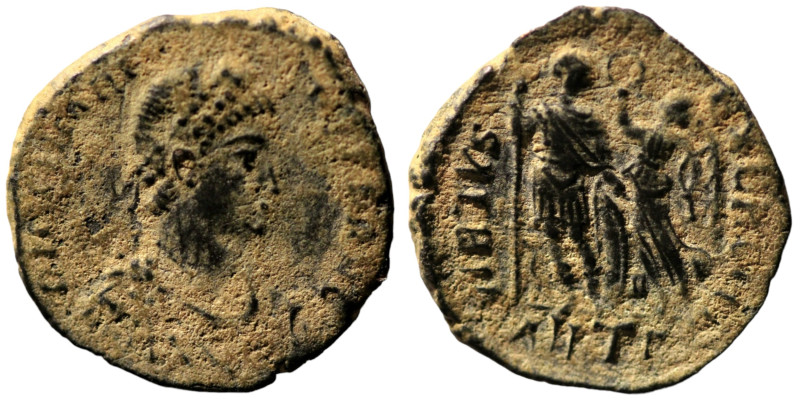 Arcadius. (394-400 AD). Follis. (17mm, 2,51g) Antioch. Obv: DN ARCADIVS PF AVG. ...