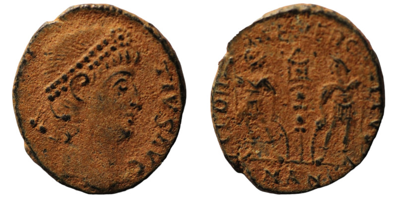 Constans. (346-349 AD). Æ Follis. (16mm, 1,82g) Heraclea. Obv: DN FL CONSTANS PF...