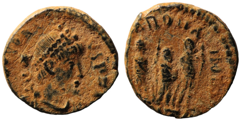 Theodosius II. (406-408 AD). Æ Follis. (14mm, 1,85g) Antioch. Obv: D N THEODOSIV...