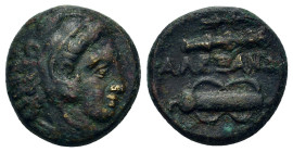 Kings of Macedon. Alexander III 'the Great' (336-323 BC). Æ Unit (17mm, 6.95 g). Uncertain mint in Macedon. Head of Herakles right, wearing lion skin....