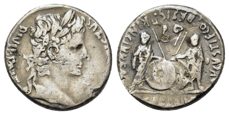 Augustus (27 BC-14 AD). AR Denarius (17,9mm, 2.8g). Rome, c. 2-1 BC.
Laureate he...