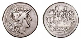 Anónimo. Denario. AR. (200-190 a.C.). A/Cabeza de Roma a der., detrás X. R/Los Dioscuros a caballo a der., encima estrellas y en exergo ROMA. 3.81g. F...