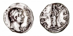 Adriano. Denario. AR. (117-138). R/MONETA AVG. Moneta en pie con balanza y cuerno de la abundancia. 3.04g. RIC.256. BC+.