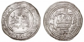 Califato de Córdoba. Abd al Rahman III. Dírhem. AR. Al Andalus. 332 H. 3.13g. V.398. MBC+.