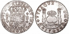 Fernando VI. 8 Reales. AR. Méjico MF. 1749. Tipo columnario. 26.84g. Cal.324. MBC.