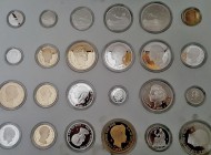 Medalla. AR. Serie Historia de la Peseta. Conjunto de 24 medallas (en plata y plata dorada) réplicas de las acuñaciones que forman de la peseta. Peso ...