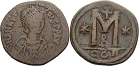 Anastasius I., 491-518. Großer Follis, 498-518 Konstantinopel. Drap. Büste n. r. Rv. Großes M, darunter Officina E, darüber Kreuz, l. und r. Sterne. I...