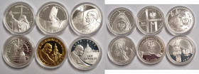 Polen, Königreich. 
REPUBLIK seit 1990. LOT: 10 Zloty 1997 Eucharistischer Kongress, 1998, 1999, 2002, 2005 auf den 85. Geburtstag des Papstes Johann...