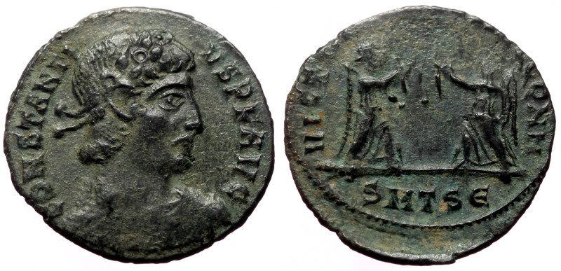 Constans (337-350) AE (Bronze, 1.23g, 16mm) Thessalonica, 347-348 
Obv: CONSTANS...