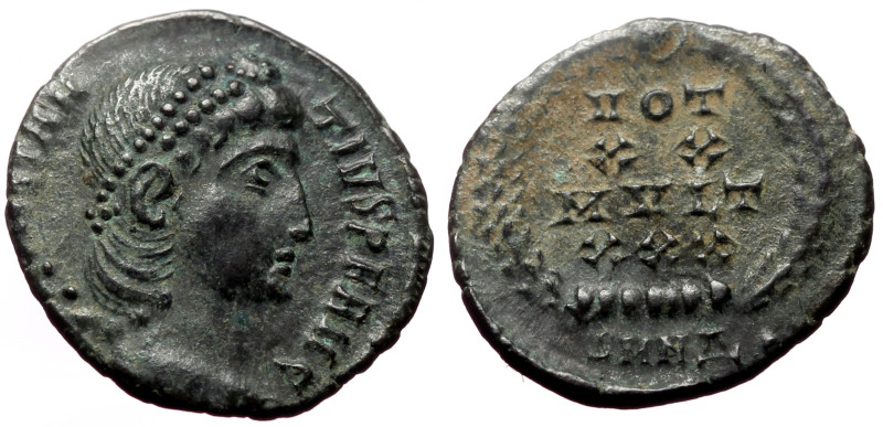 Constantius II (337-361) AE (Bronze, 1.29g, 15mm) )Nicomedia, 347-348
Obv: DN CO...