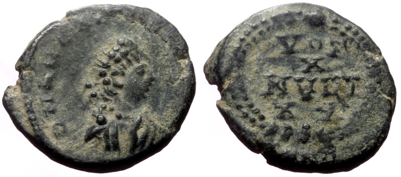 *Scarce*
Arcadius (383-408) AE Nummus (Bronze, 1.42g, 13mm) Antioch
Obv: D N A...