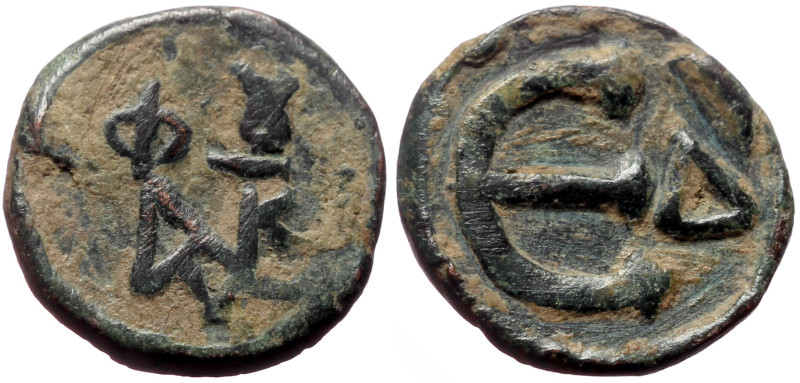 Justin II (565-578) AE Pentanummium (Bronze, 1.47g, 13mm) Constantinople. 
Obv: ...