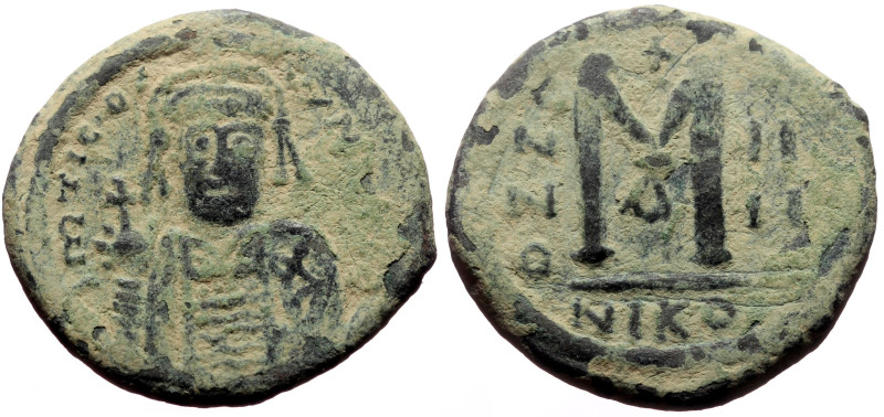 Tiberius II Constantine (578-582) AE Follis (Bronze, 12.13g, 29mm) Nicomedia, Da...