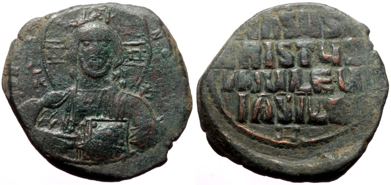 Anonymous, Time of Basil II and Constantine VIII (1020-1028) AE follis (Bronze, ...