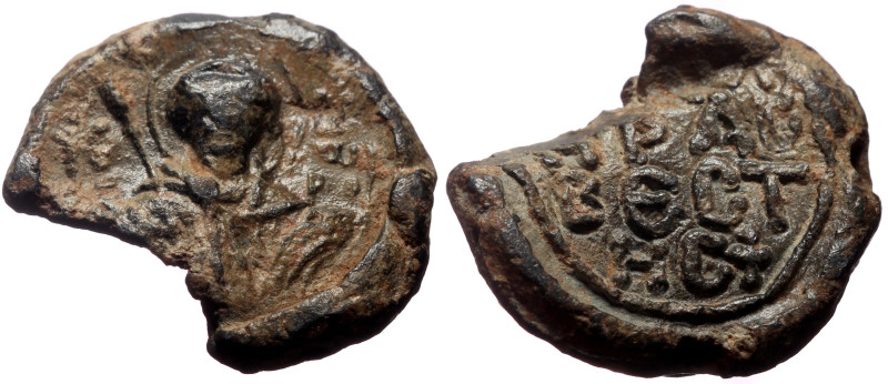 Unidentified Byzantine Pb Seal (6.52g, 20mm), Unidentified issuer , vestes
Obv:...