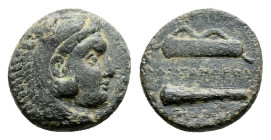 Kings of Macedon, Alexander III \'the Great\', AE, 336-323 BC. Uncertain mint. 5,8 g 18,1 mm.
Obv: Head of Herakles right, wearing lion skin.
Rev: Α...