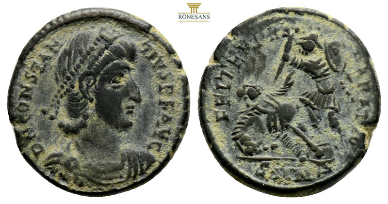 Constantius II. 1/2 centenional. 351-355 d.C. Heraclea.Ae. 3,3 g. 17,8 mm. Obv. ...