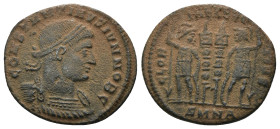 Constantinus I. (307-337 AD). Æ Follis. Antioch. Obv: CONSTANTINVS NOB C. diademed bust of Constantinus I. right. Rev: GLORIA EXERCITVS. two soldiers ...